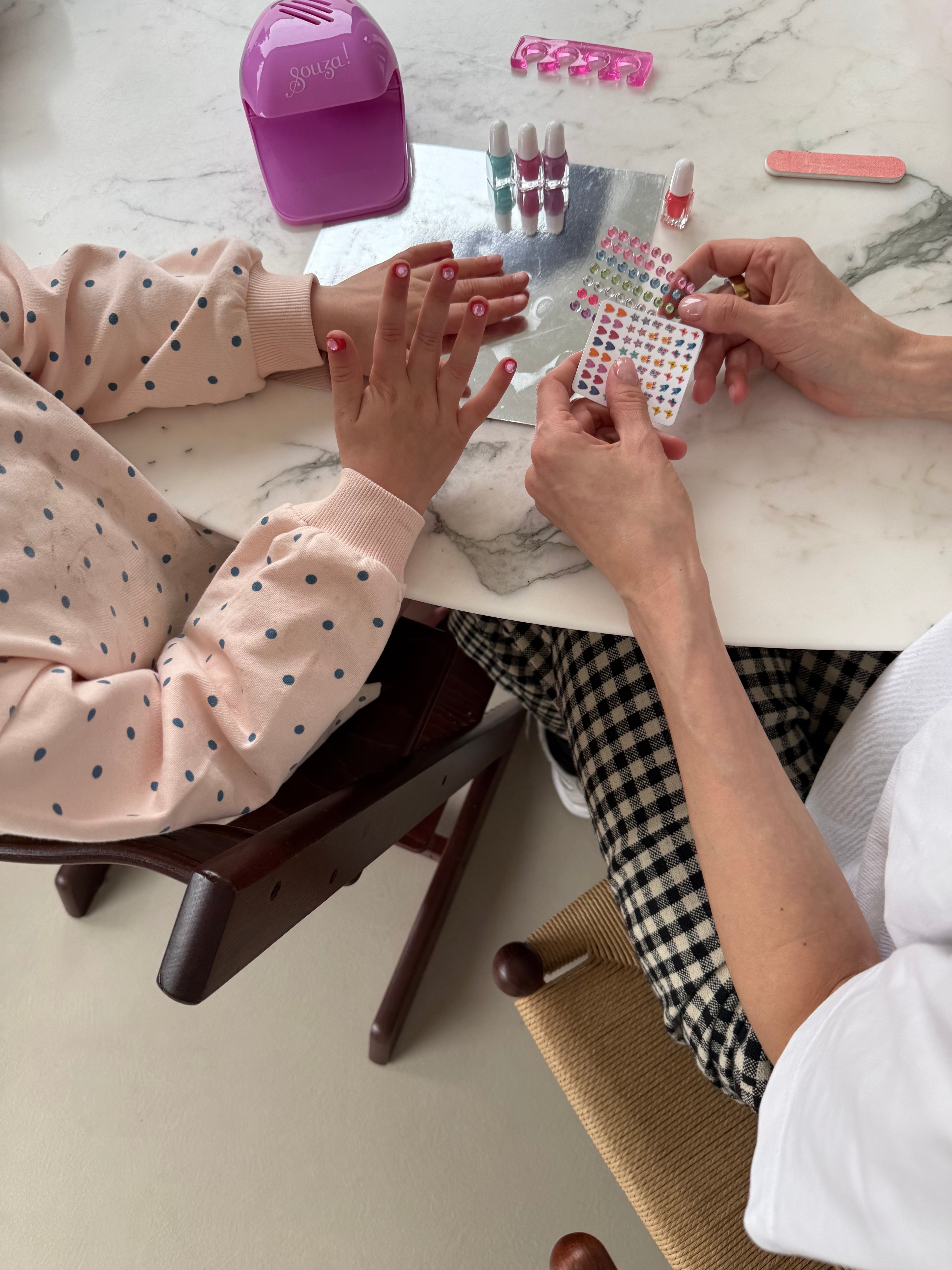 5 minuutjes koffiepauze in onze nagelstudio