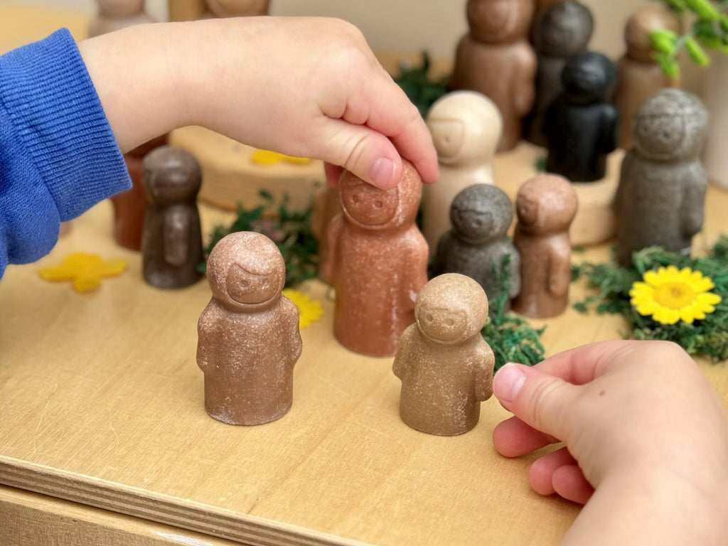 Little People Like Me - Families