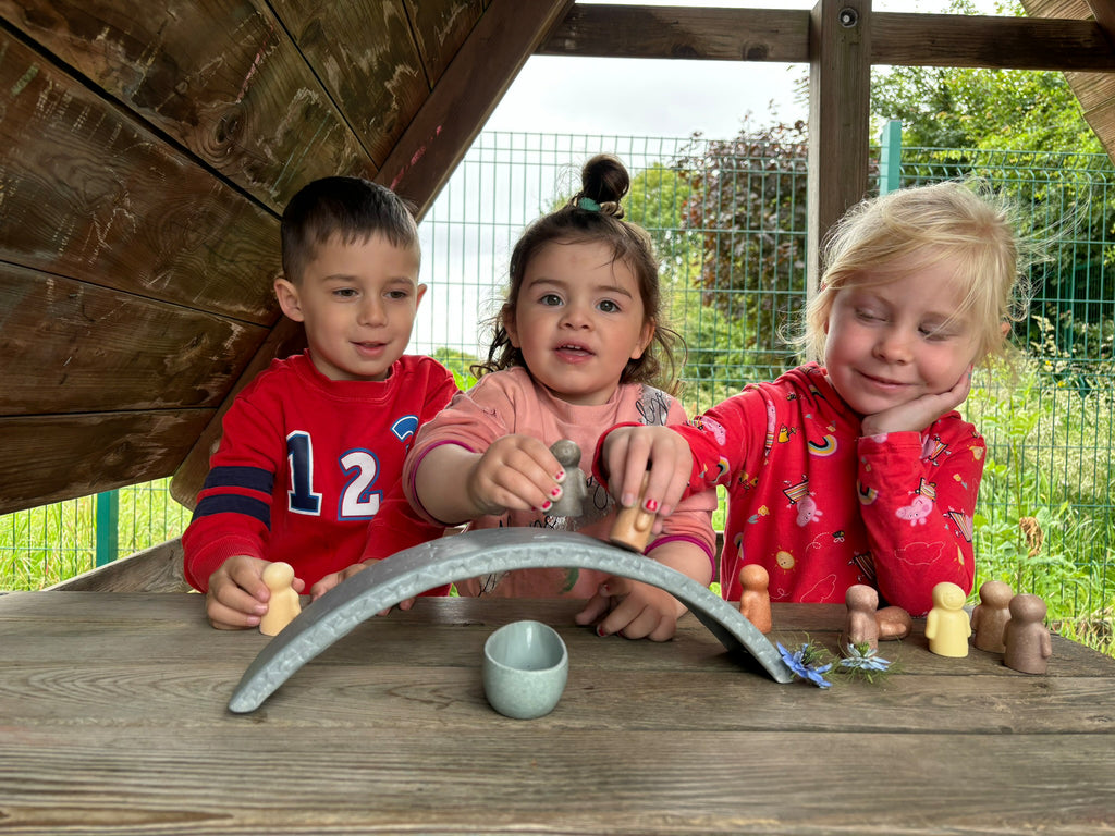 Little People Like Me - Families