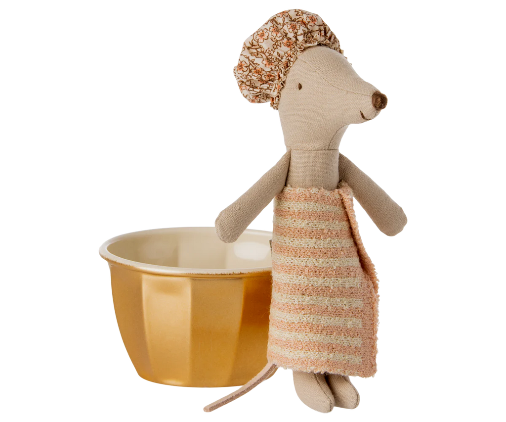 Muis grote zus in bad wellness