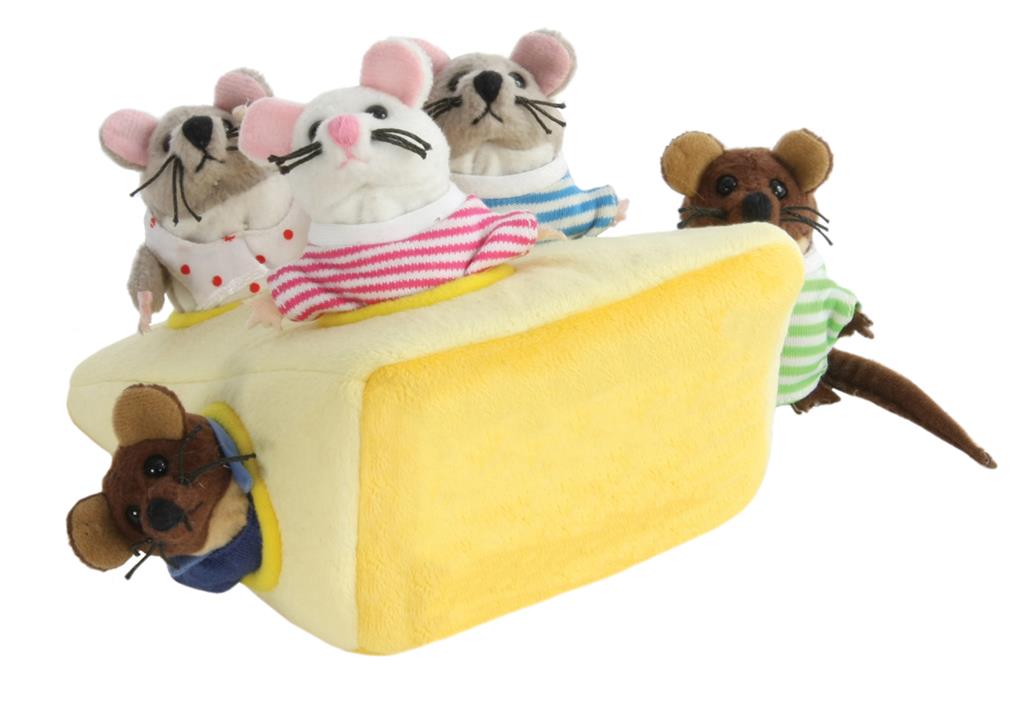 Muizenfamilie in kaas