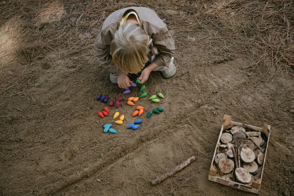 Grapat mandala sneeuwvlokken in regenboogkleuren