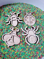 Houten mini vulvormen set insecten