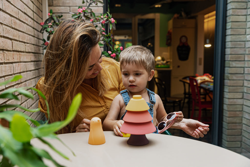 Little L Stapeltoren Dennenboom Levendige Kleuren