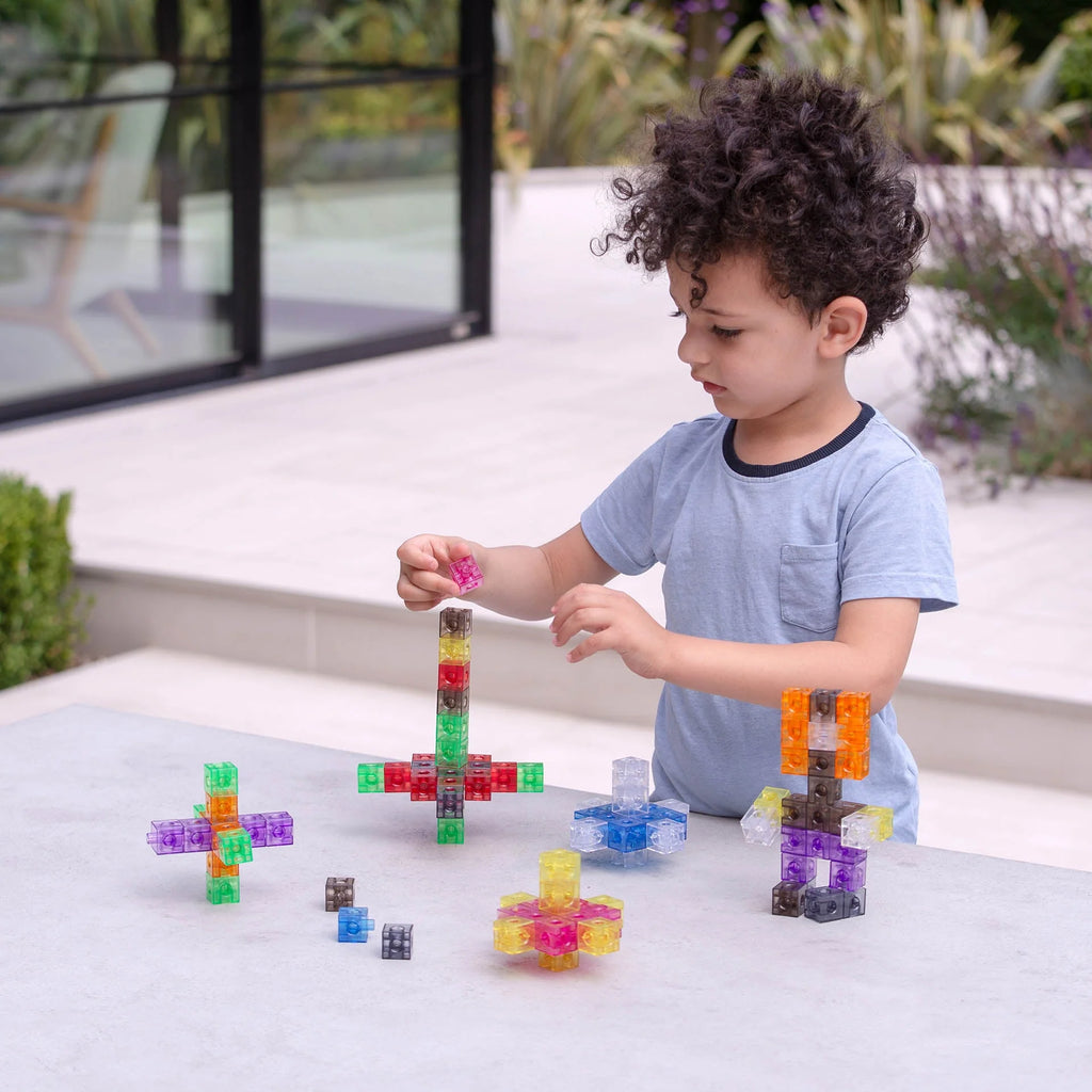 Translucent Colour Linking Cubes