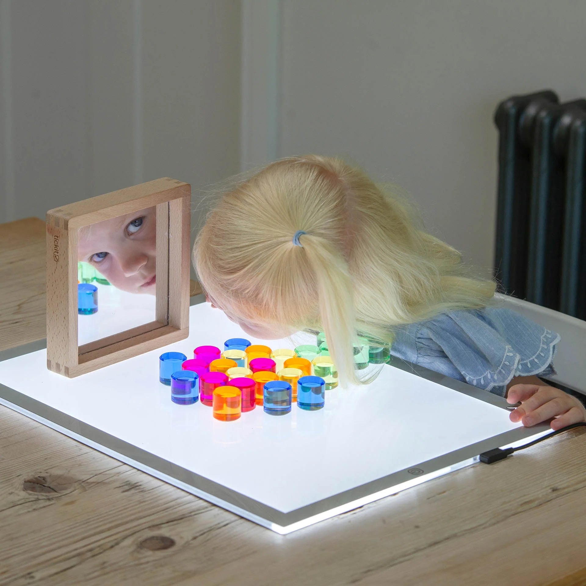 Gem Cirlcle Mirror Tray