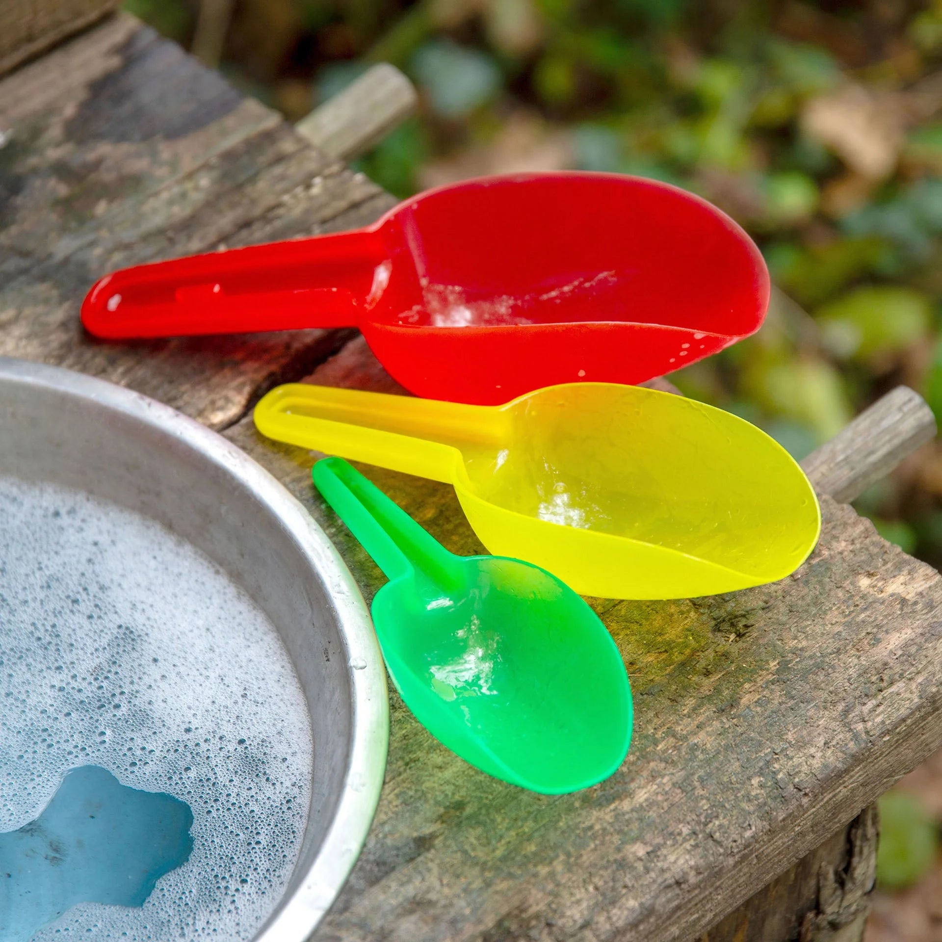 Translucent Colour Nesting Scoops