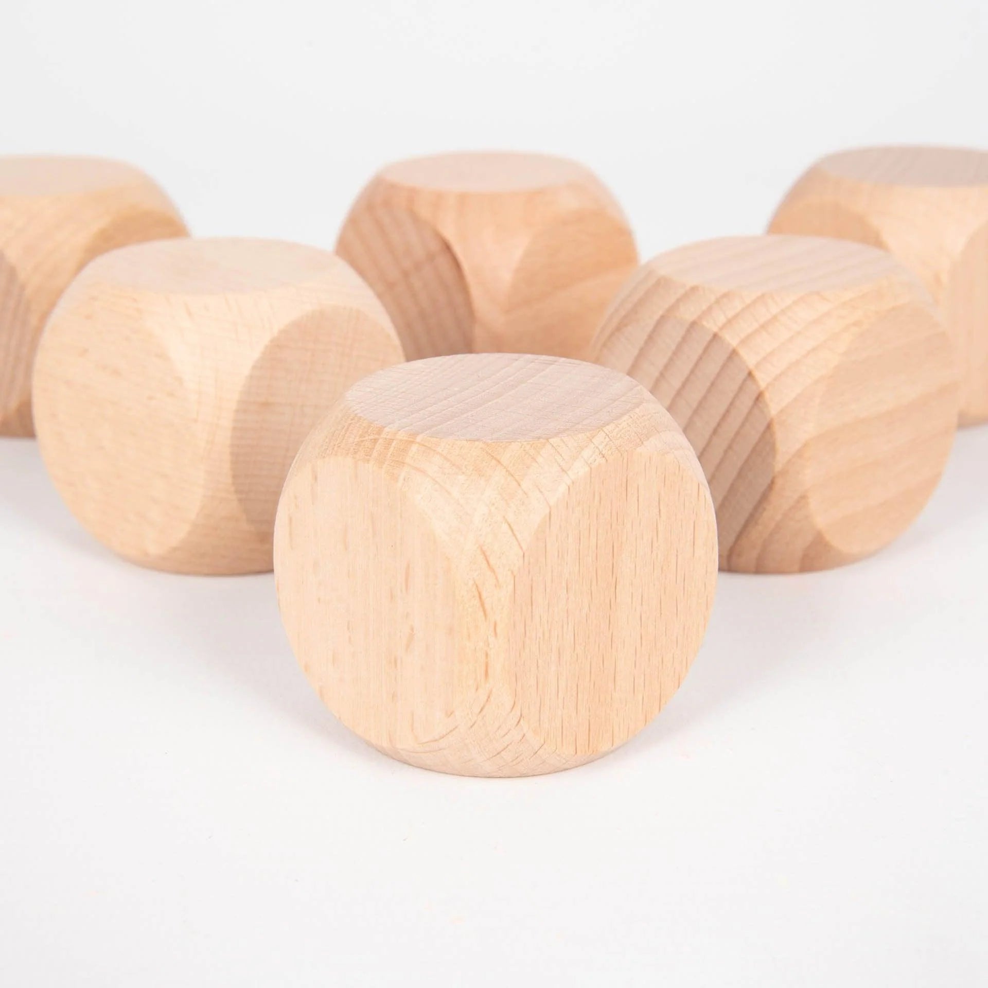 Beechwood Cubes 40 mm