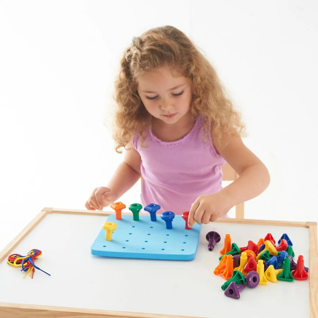 Geo pegs en pegboard set