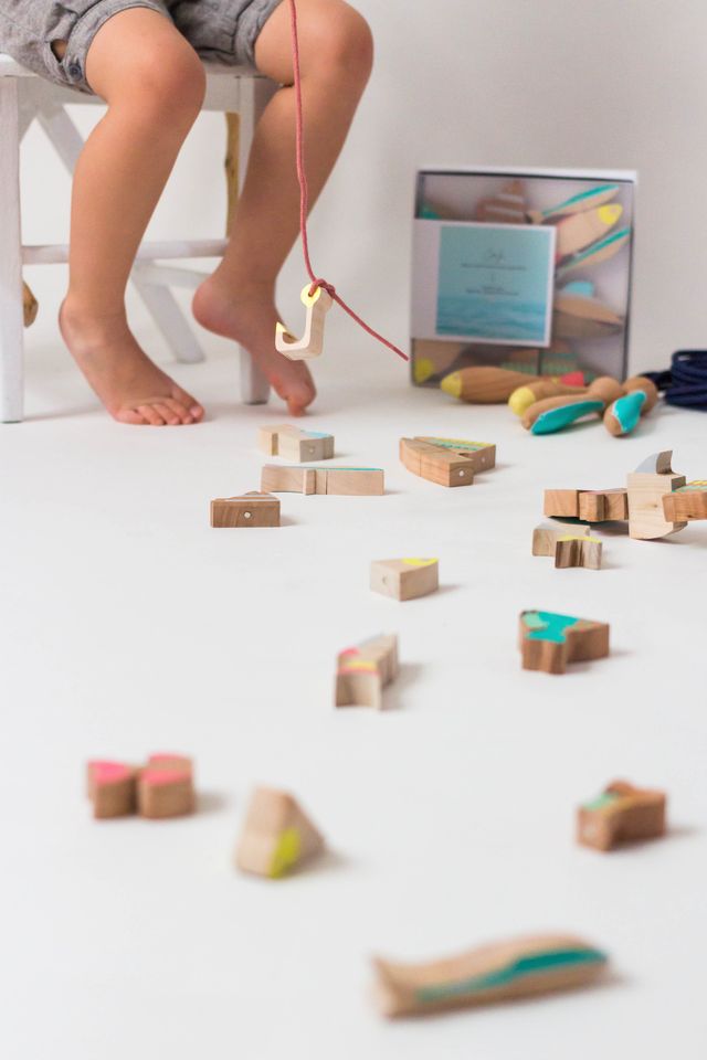 Magnetic fish puzzle