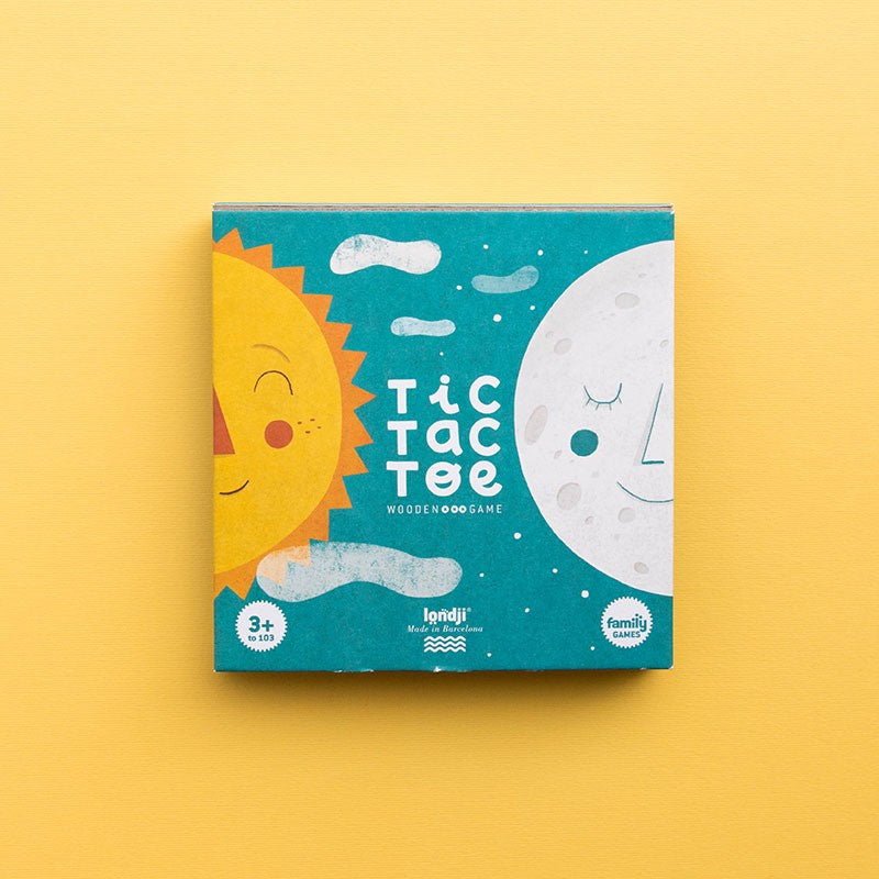 Family game - sun and moon tic tac toe