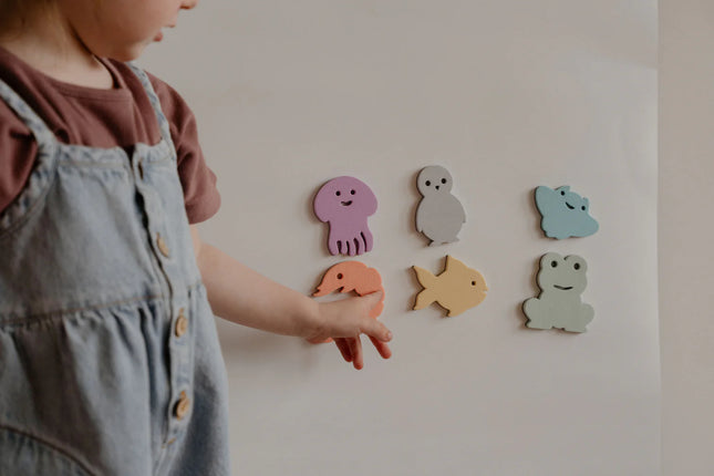 Moes Play Magnetic Water Animals