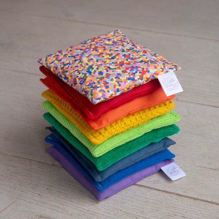 Little Botanic Sensorische pittenzakjes - Regenboog 8-delig + super confetti