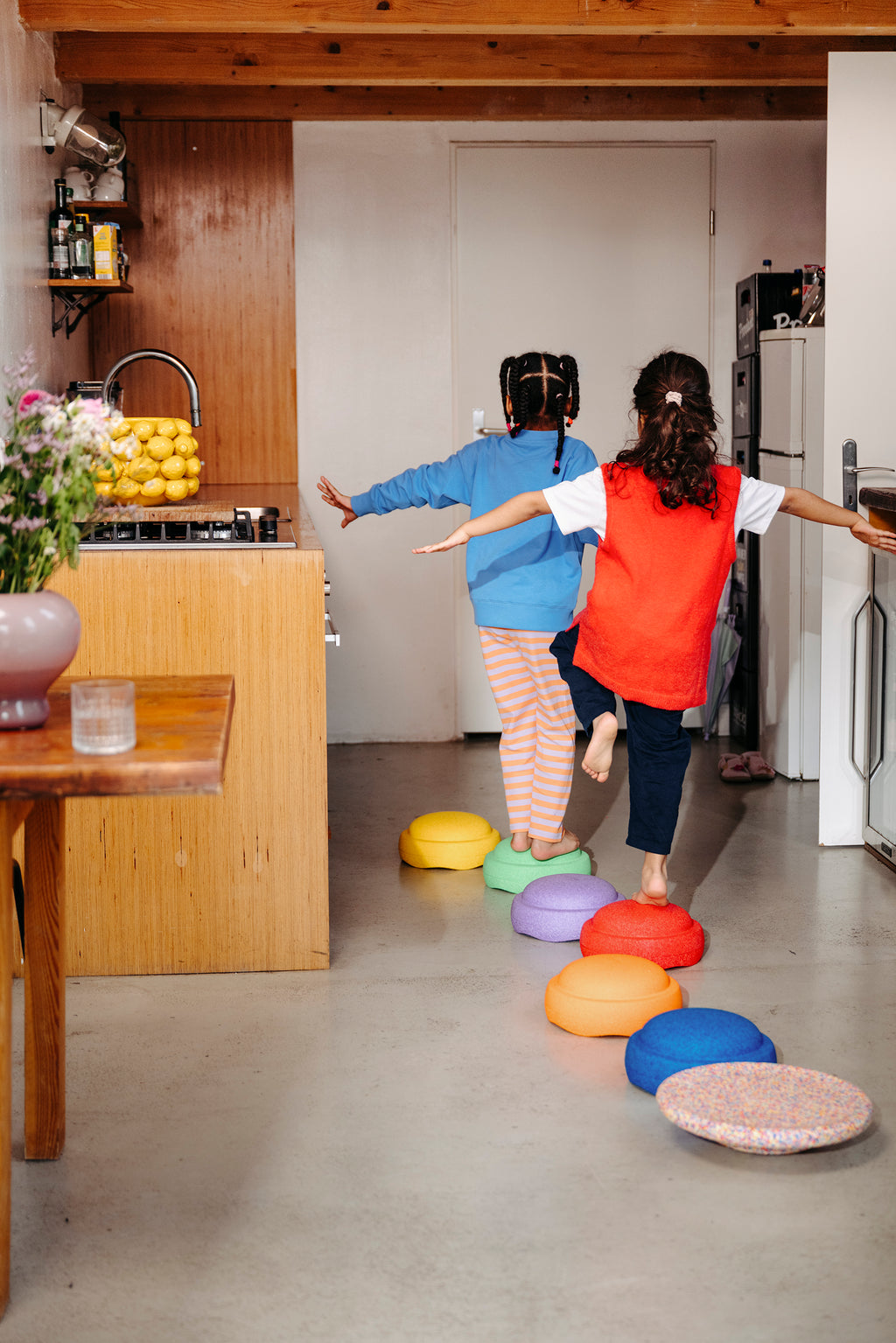 Stapelstein stapelstenen super confetti rainbow classic 6 stuks + balance board