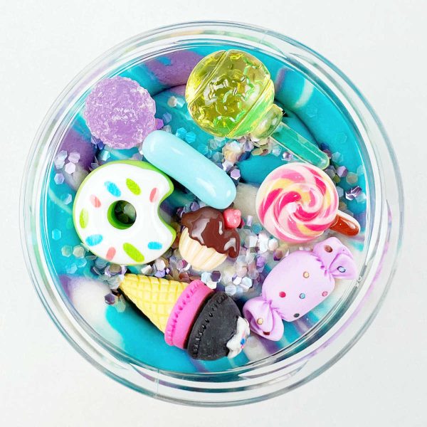 Dutch Dough Surprise Pot Candy