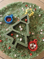 Vulvorm  kerstboom met vulster en rode en blauwe kerstbal