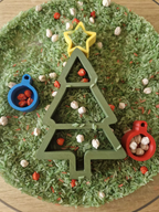 Vulvorm  kerstboom met vulster en rode en blauwe kerstbal