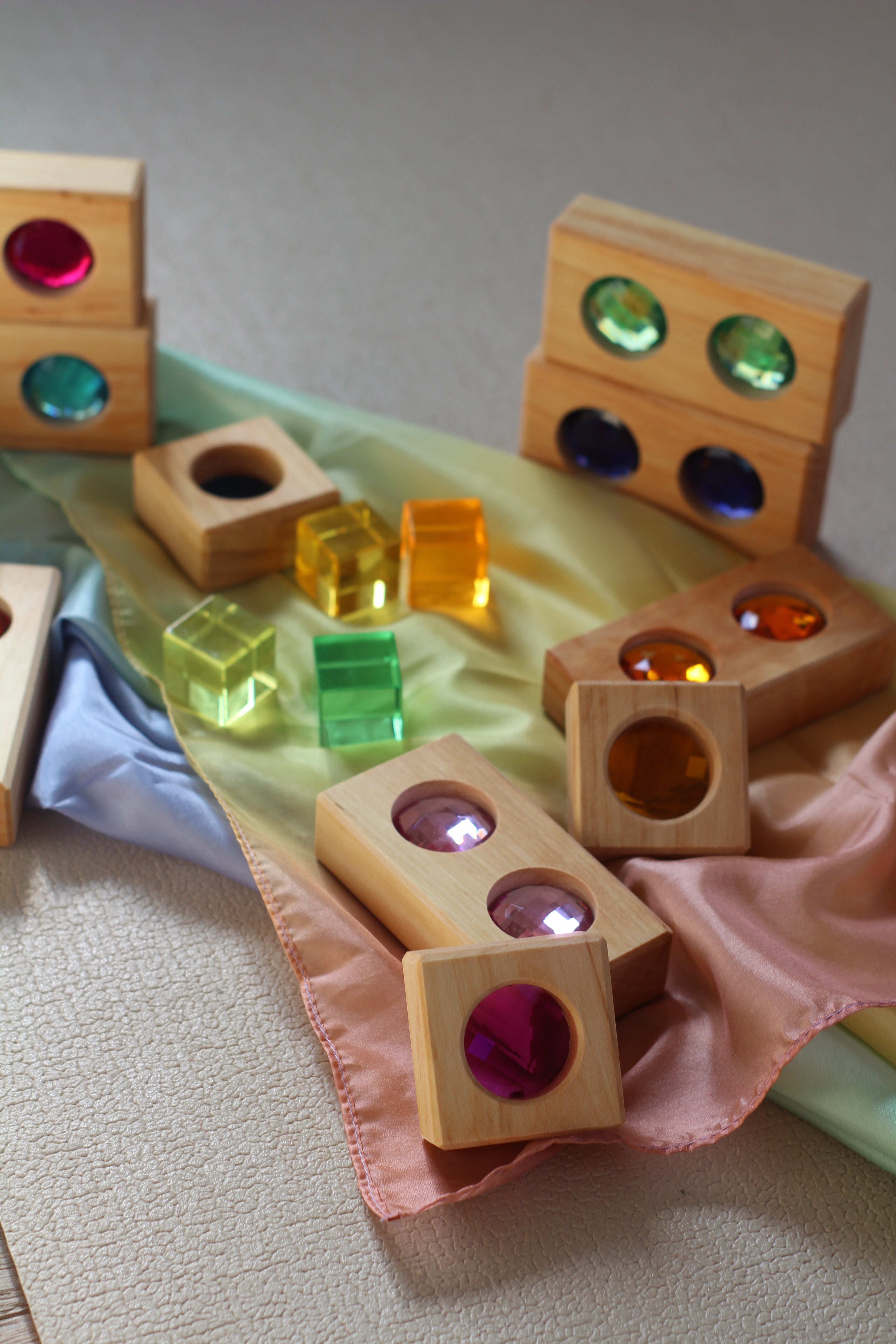 Small Colour Track with Lucent Cubes 45 Pieces