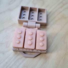 Klei en zand mal bakstenen