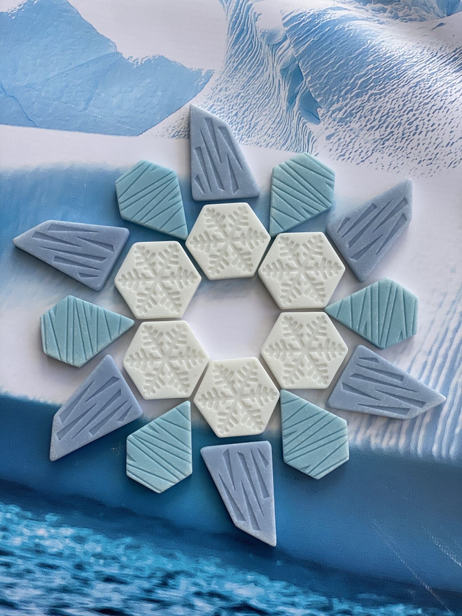 Scenery Stones Polar Play