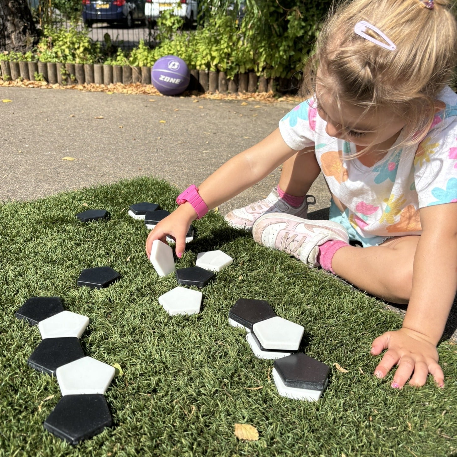 Patterning Pentagons