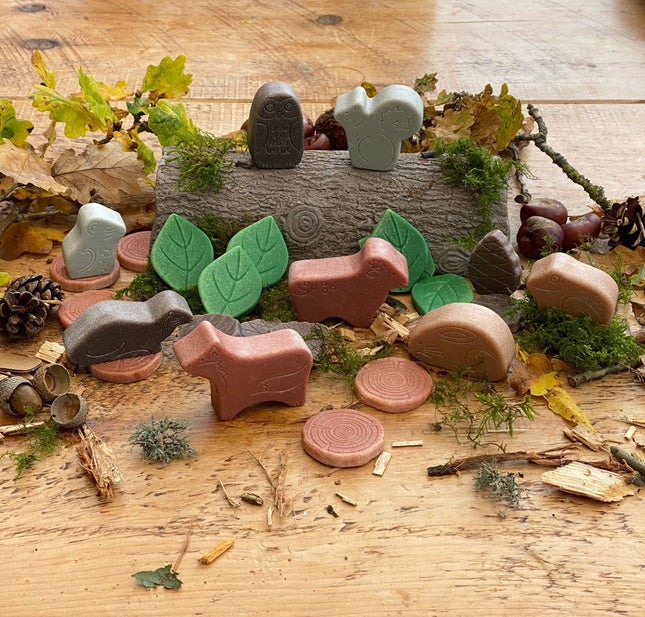 Yellow Door Small World Play Kit – Forest