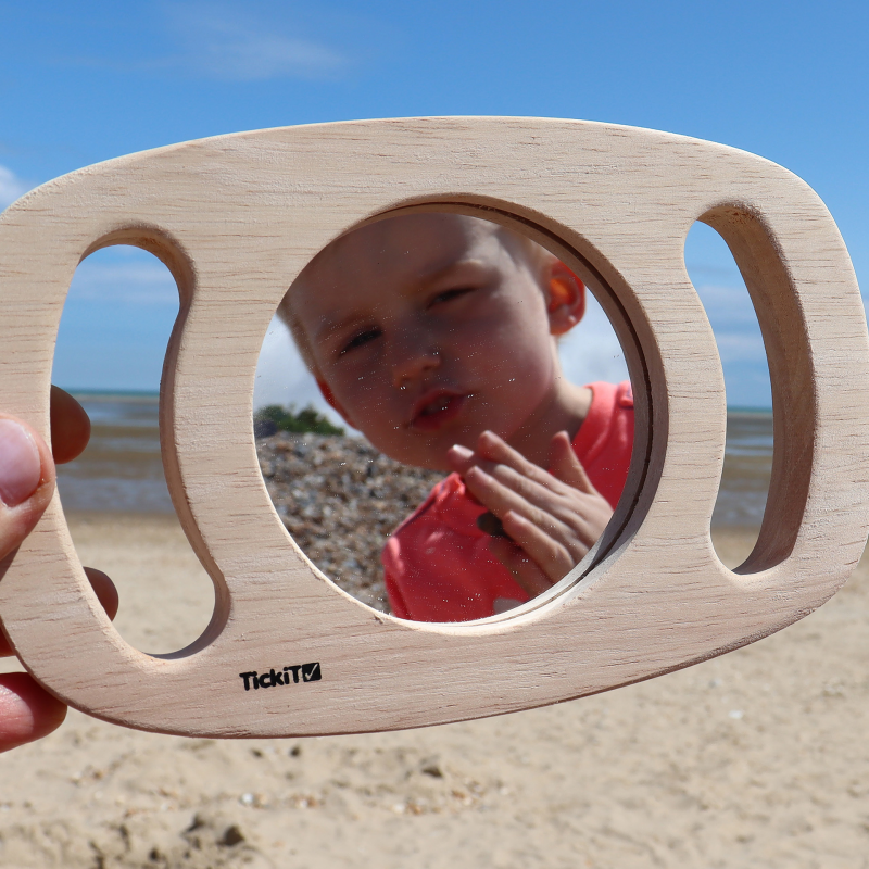 Easy Hold Plane Mirror