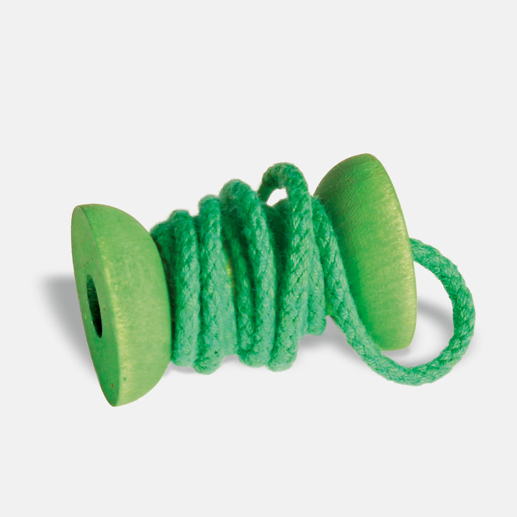 Grimm`s houten rijgspel met spoelen