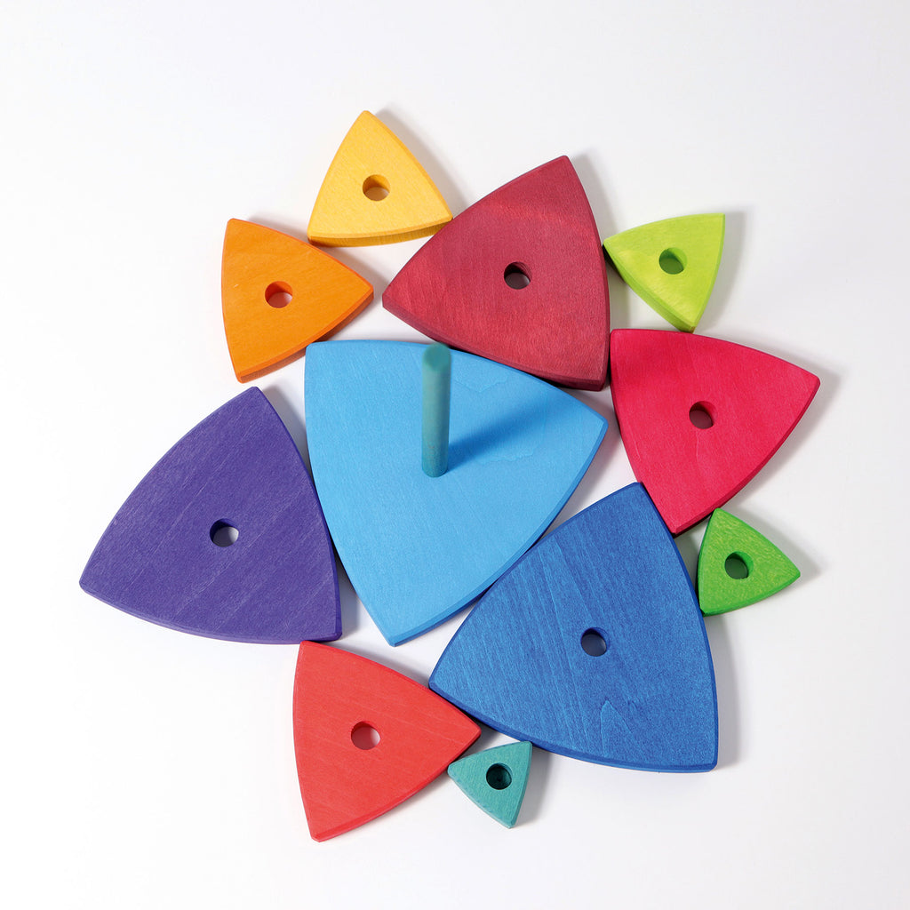 Grimm`s houten conische stapelstoren