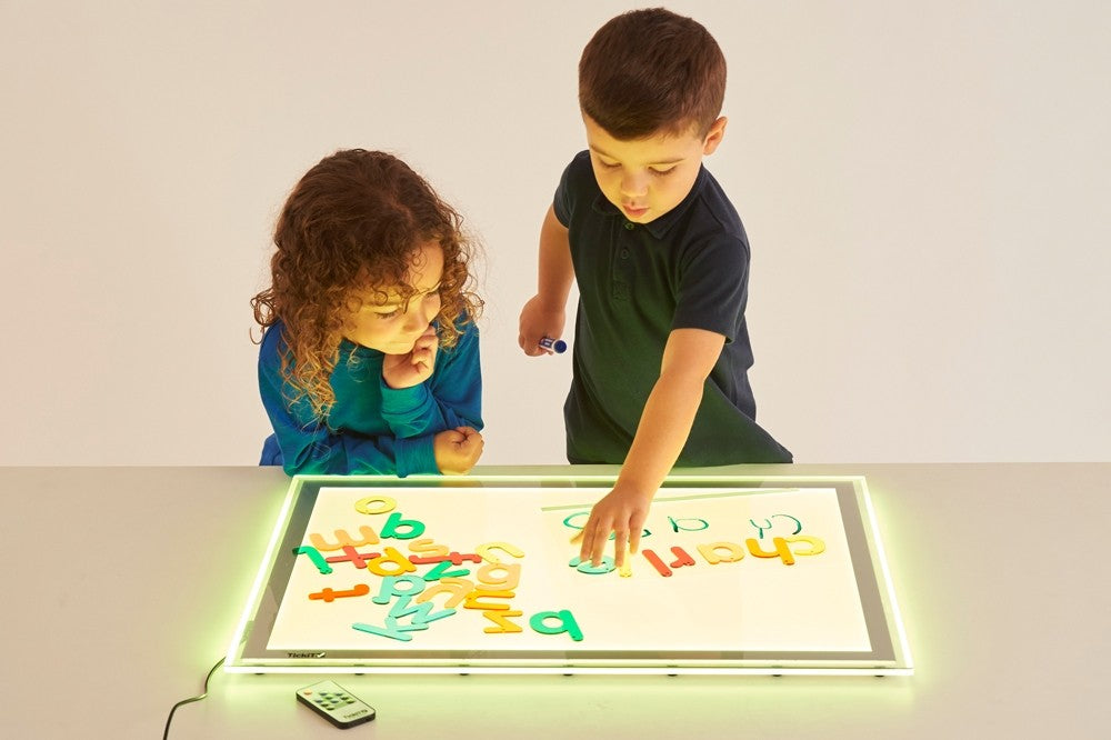 Tickit regenboog letters