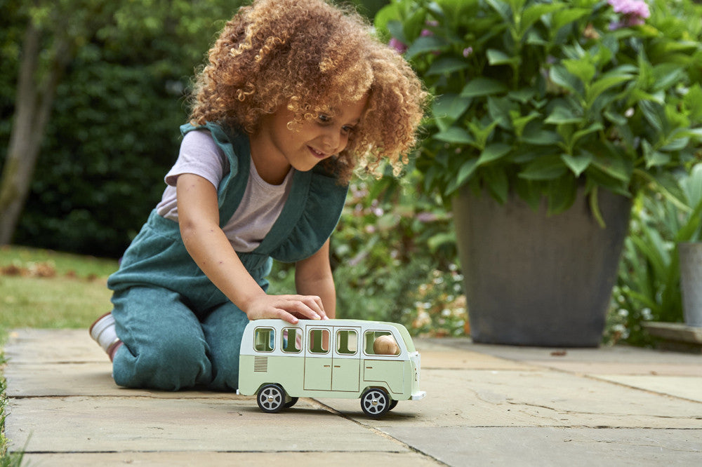 Tickit houten camper van met 2 figuren
