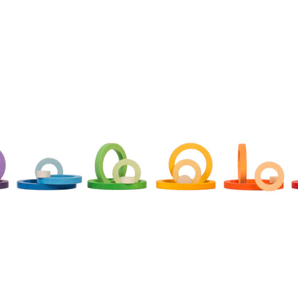 Grapat 24 nest ringen in regenboogkleuren